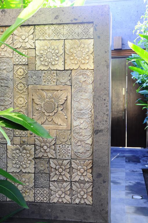 Puri Mesari Suites Denpasar  Exterior photo